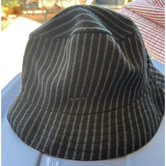 Kangol Gaffer Trilby Hat Tweed Knit Pinstripe Black Gray 6457BC Size Medium NEW - Picture 2 of 5